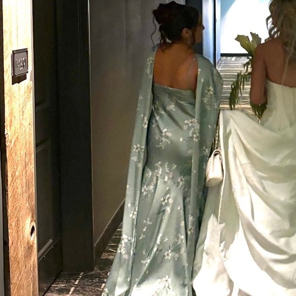 Matte Satin Sage Le Fleur Eileen Dress Birdy grey - Picture 7 of 7